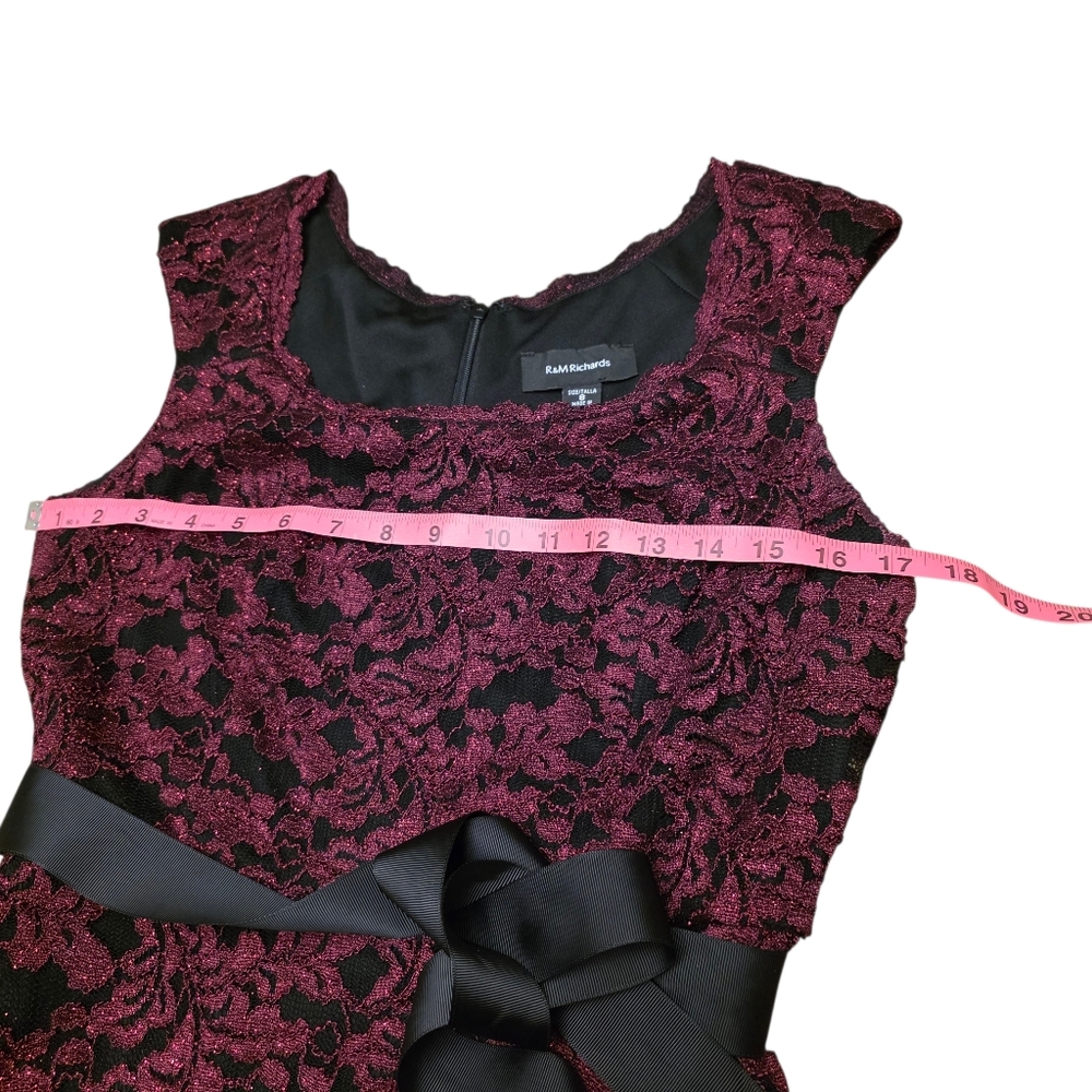 R&M Richards Black and Burgundy Lace Sleeveless Evening Gown Size 8 Loose Fit - Picture 5 of 11